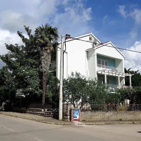 Studio 15770b Apartman
